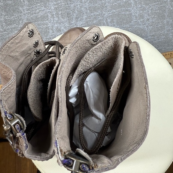 Steve Madden Munch Military Leather Lace up Moto Boot Womens Size 9 - Picture 5 of 10